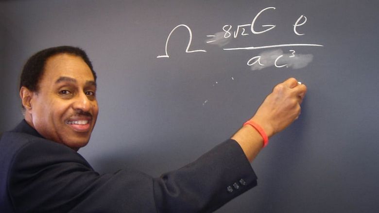 O astrofísico americano disse que sabe como a máquina do tempo funciona