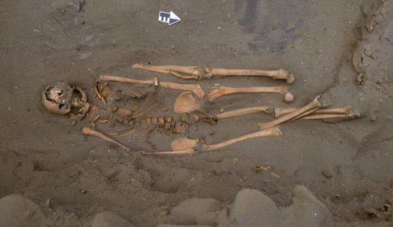 Arqueólogos encontraram no Peru restos humanos com membros adicionais