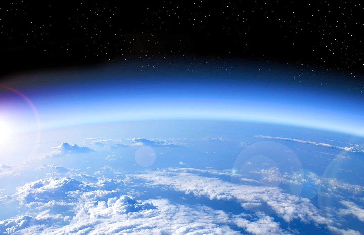 A atmosfera da Terra é proposta para ser usada como lente para um telescópio