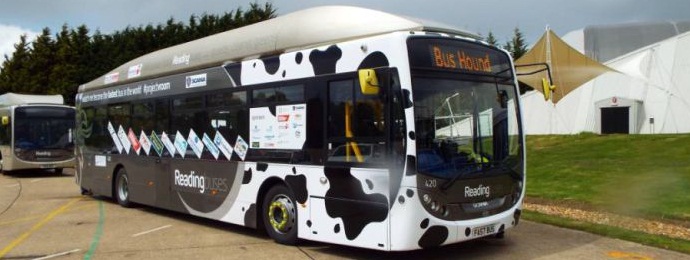 O ônibus de esterco de vaca estabeleceu um recorde de velocidade
