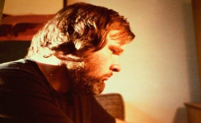O homem que voou para o espaço em um navio improvisado