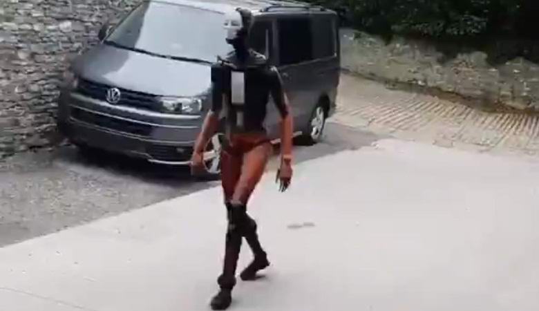 Um robô excessivamente humano confundiu os usuários da Web