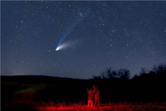 Espíritos viajam em cometas e meteoritos