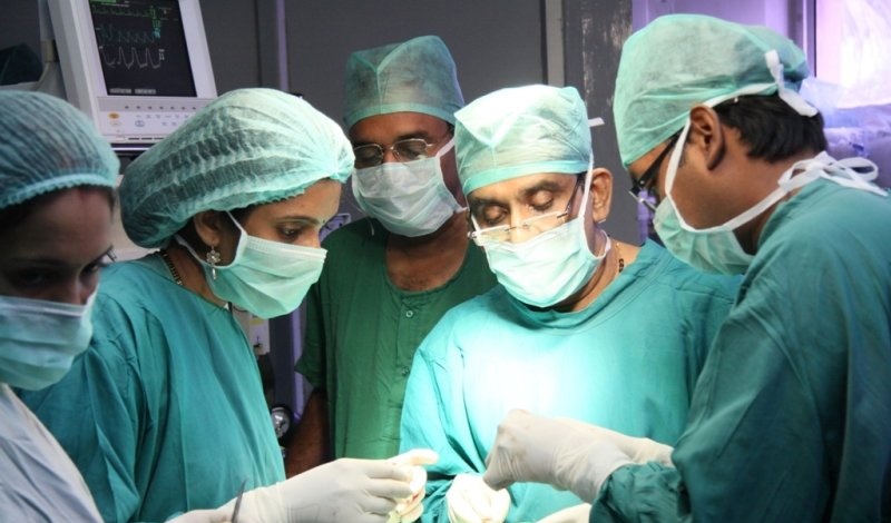 Médicos indianos removeram 526 dentes de uma criança de sete anos