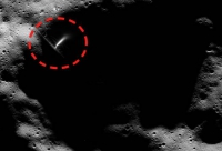 Os alienígenas construíram uma usina de energia na lua? 