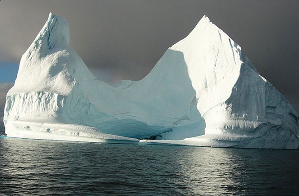 Viajante italiano passará um ano em um iceberg