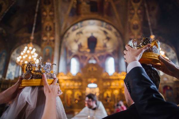 por que o casamento na igreja está sonhando 