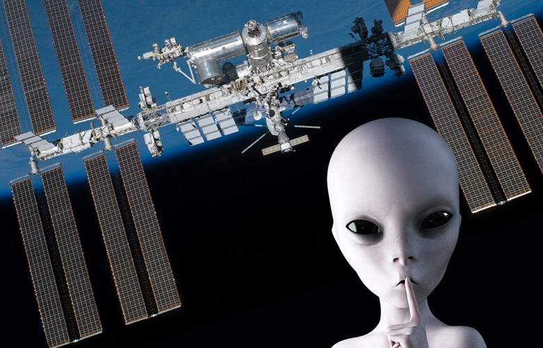 A câmera a bordo da ISS gravou uma voz estranha