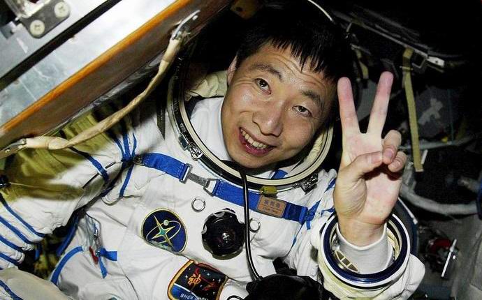 O astronauta chinês contou ao mundo um misterioso incidente em órbita