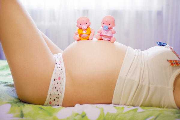 Determine o sexo da criança pelo humor e bem-estar da mulher em trabalho de parto 
