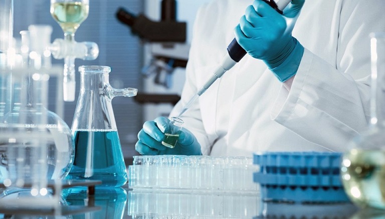 Um jovem técnico de laboratório dos EUA se infectou acidentalmente com um vírus perigoso