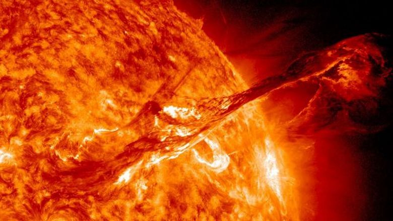 Um flash poderoso no sol: quais poderiam ser as consequências?