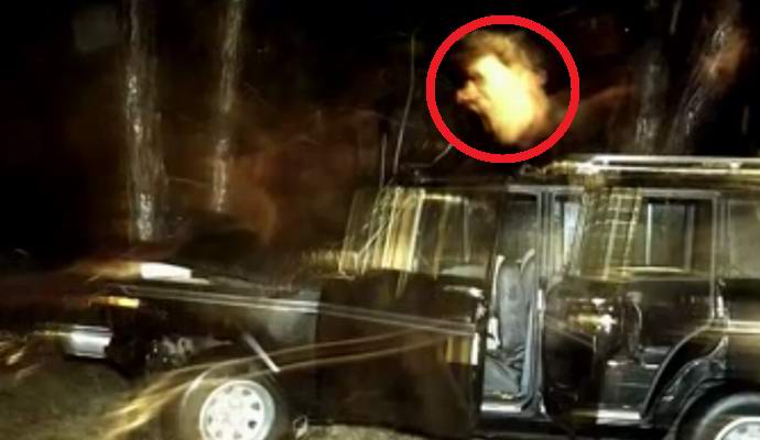 Um fantasma gritando foi fotografado no local de um acidente de carro