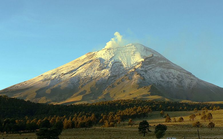 OVNI voa sobre Popocatepetl no México