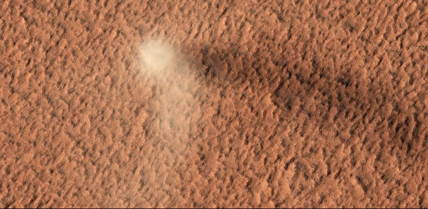 NASA divulga imagens do épico 'Dust Devil' na superfície de Marte 