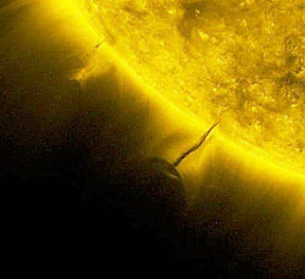 Pesquisador do Azerbaijão: um objeto estranho perto do Sol é um OVNI
