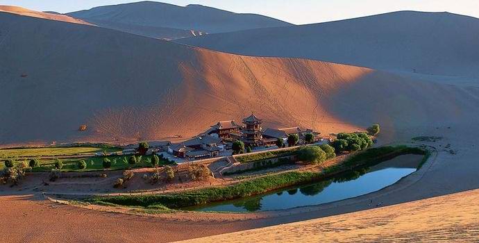 Sob o deserto chinês encontrou o oceano subterrâneo