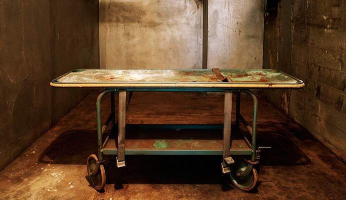 Poltergeist derrubou uma maca em um hospital