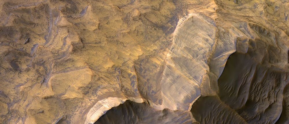 Instantâneo impressionante da NASA revela o que parece ser uma camada de arenito em Marte 
