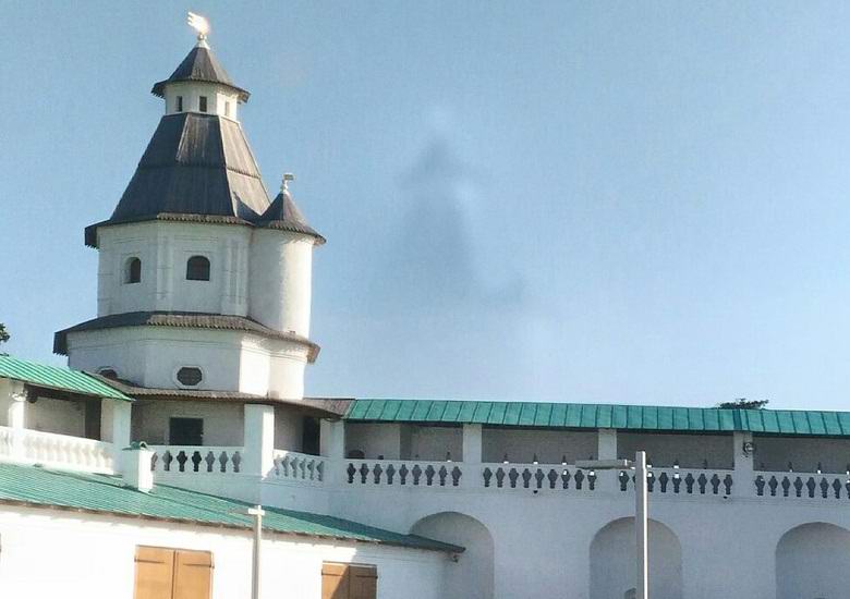 O templo fantasma fotografado na região de Moscou