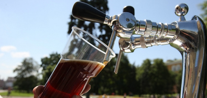Os russos estão preocupados que a cerveja artesanal possa desaparecer no país