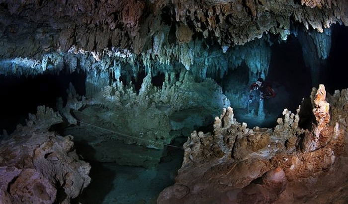 Sac-Actun - a misteriosa caverna do México