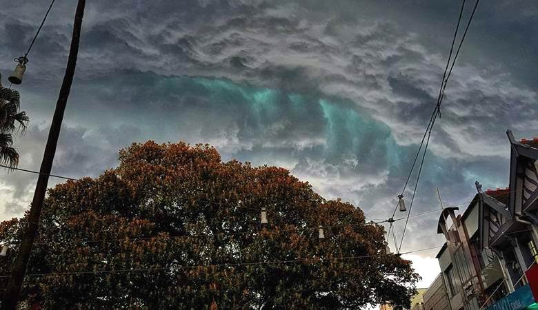 Fabulosas nuvens de esmeralda surgiram sobre Sydney
