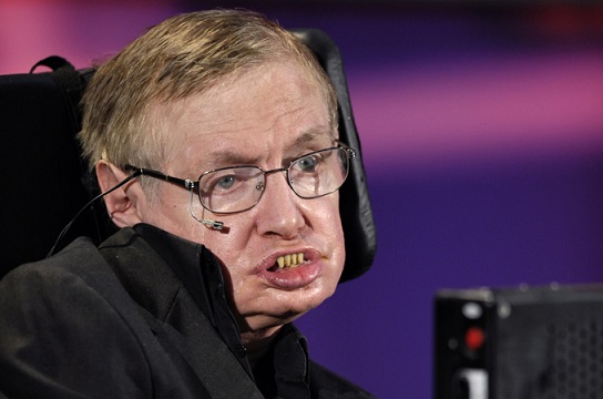 Stephen Hawking: agressão humana arruinará este mundo