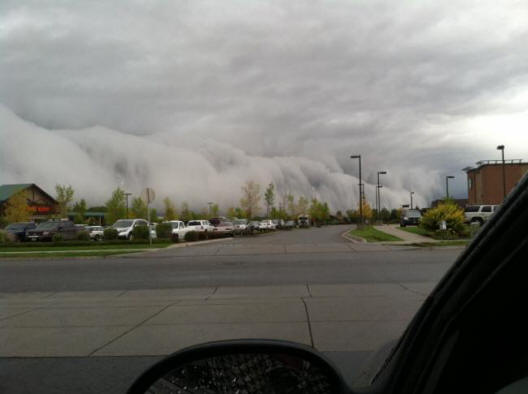 Nuvens estranhas assustaram moradores de Montana