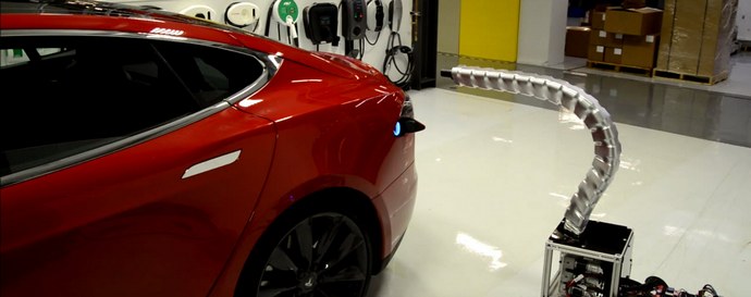 Tesla criou um robô tanque único