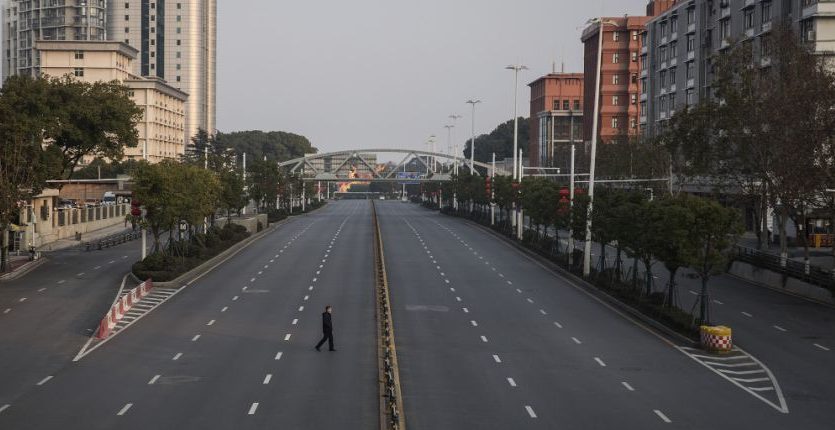 Imagens únicas: Wuhan - uma cidade fantasma tendo como pano de fundo a maior quarentena da história 