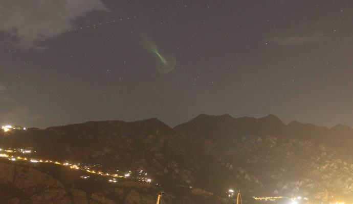 Na Itália fotografou uma misteriosa anomalia celeste