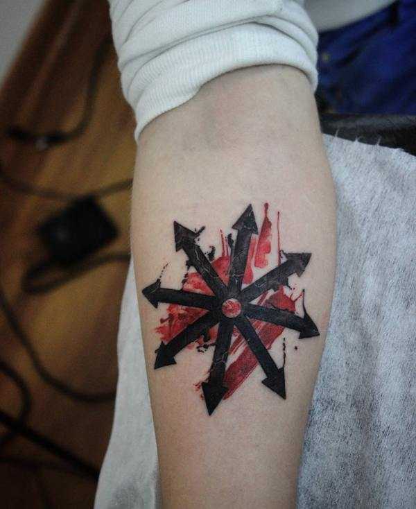 tatuagem de estrela do caos 