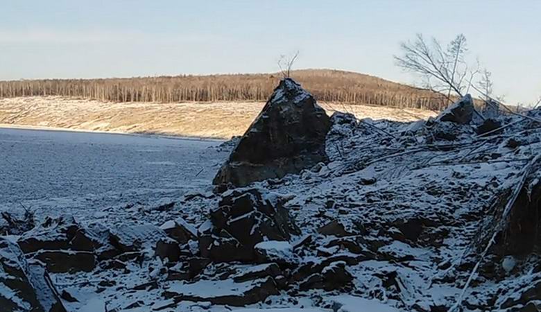 Um objeto espacial misterioso caiu no território de Khabarovsk