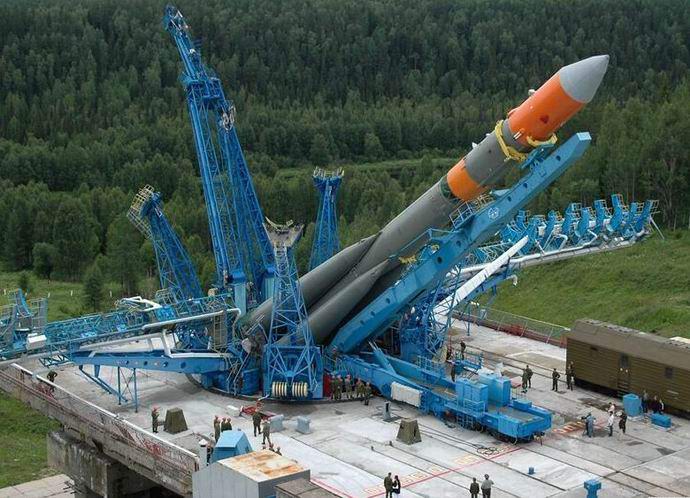 Lançamento de um foguete do Vostochny Cosmodrome. Vídeo em 27 de abril